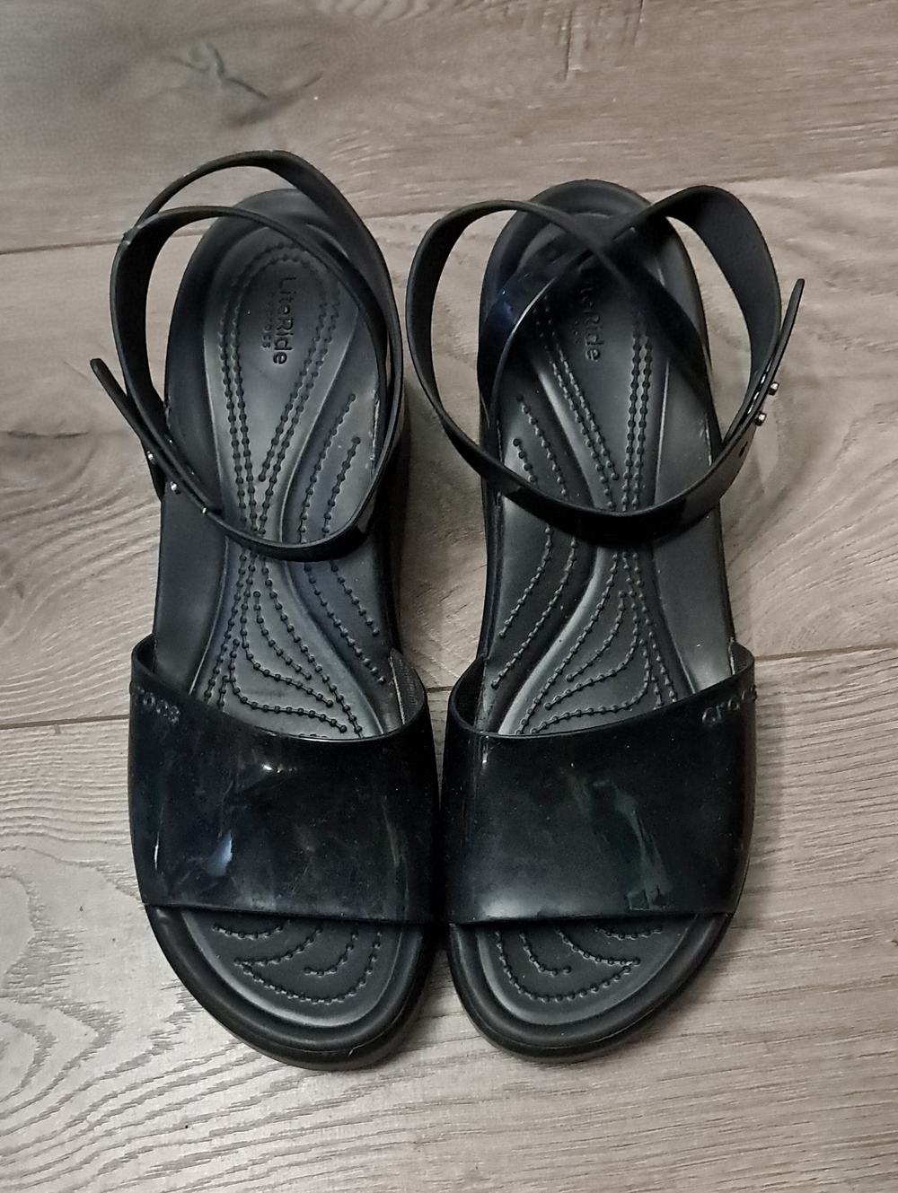 Women’s 11 Black Crocs Ankle-Strap Sandals
